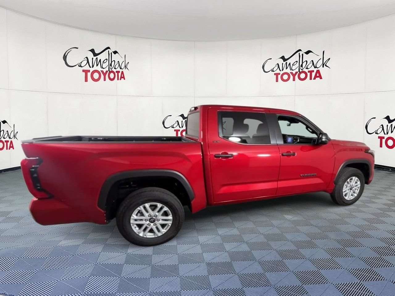 Used 2026 Toyota Tundra SR5 w/ SR5 Convenience Package AWD/4WD image 3
