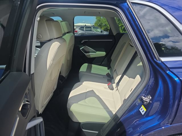 Used 2022 Audi Q3 2.0T Premium Plus w/ Premium Plus Package AWD/4WD image 22