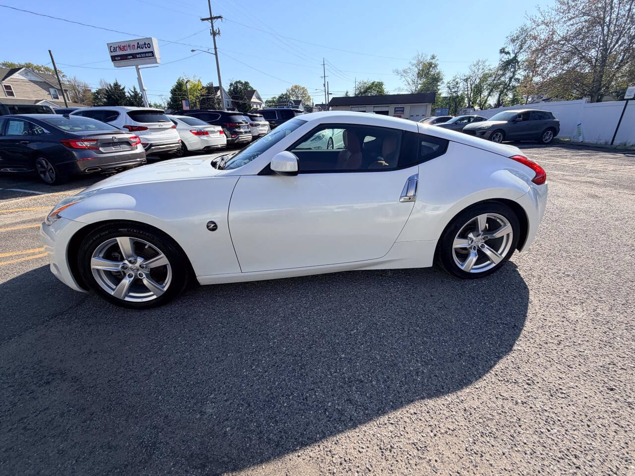Used 2012 Nissan 370Z Touring RWD image 2