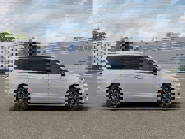 New 2026 Chrysler Pacifica Select image 24