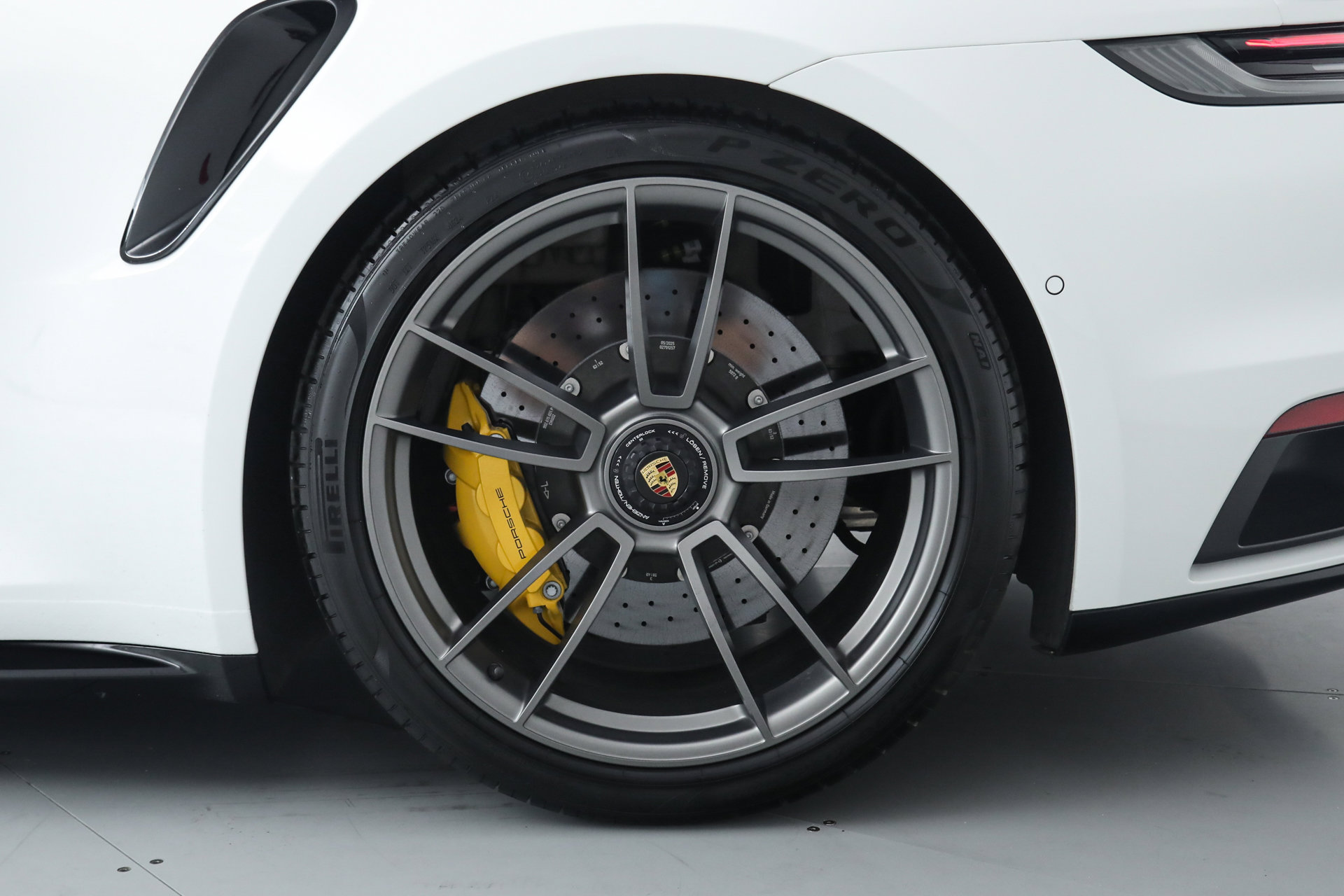 Used 2025 Porsche 911 Turbo S image 39