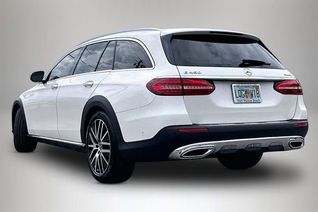 Used 2022 Mercedes-Benz E 450 4MATIC All-Terrain Wagon image 4