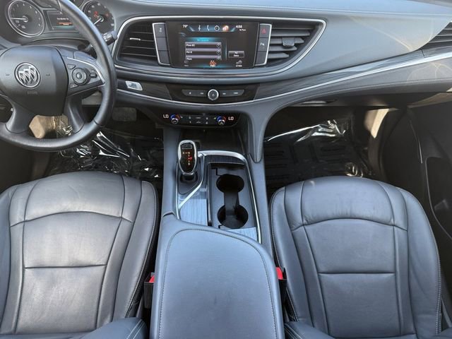 Used 2018 Buick Enclave Essence FWD image 5