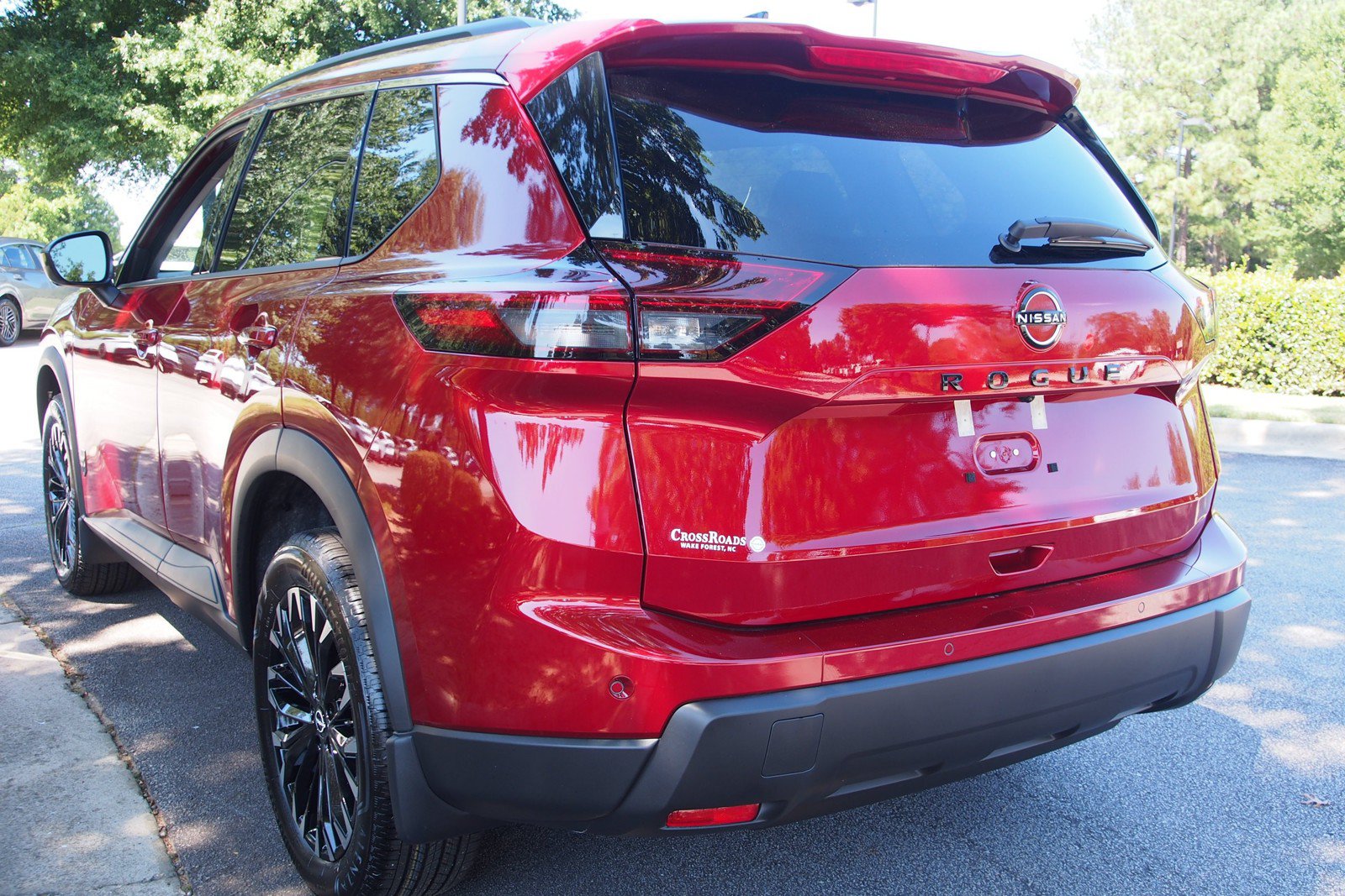 New 2026 Nissan Rogue Dark Armor FWD image 5