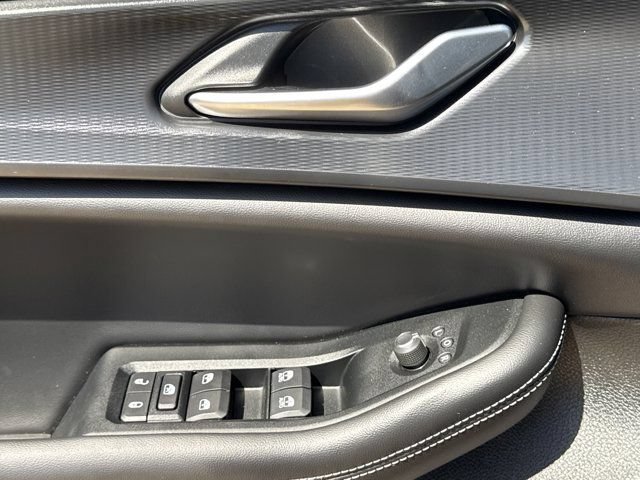 Used 2023 Jeep Grand Cherokee L Laredo AWD/4WD image 18