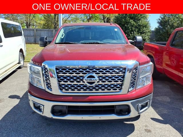 Used 2017 Nissan Titan SV image 2