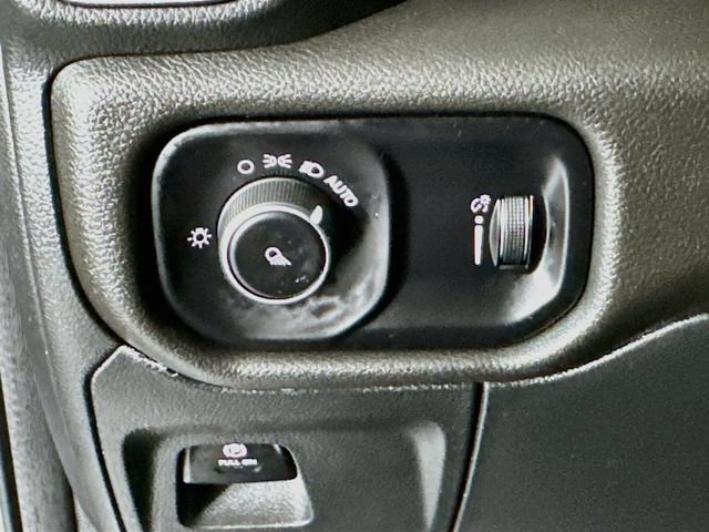 Used 2023 RAM 1500 Tradesman RWD image 12