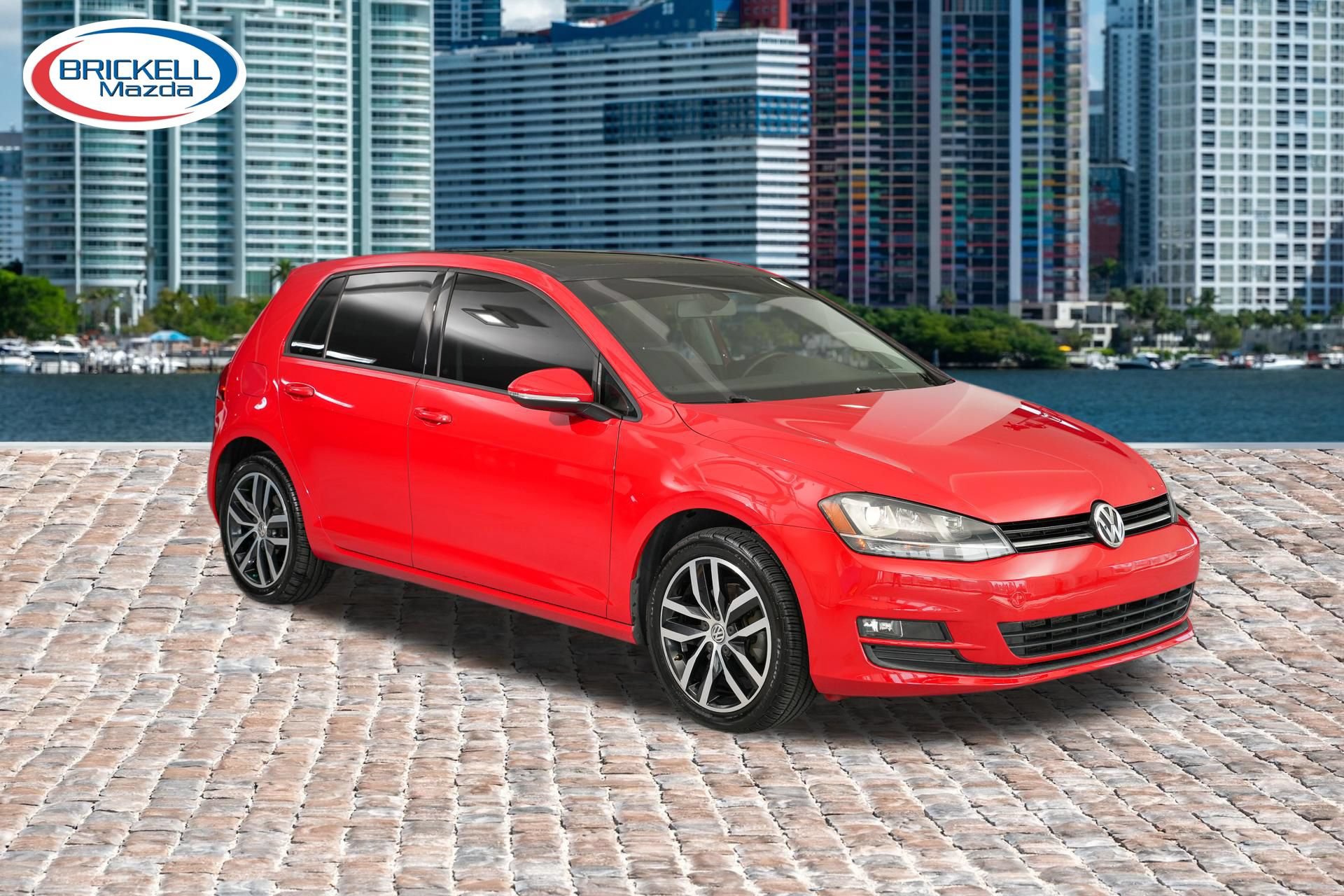 Used 2016 Volkswagen Golf SE FWD image 1