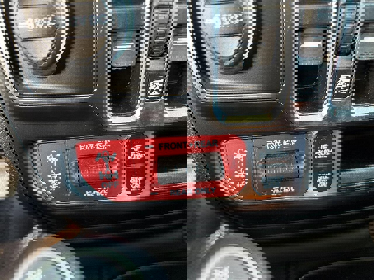 Used 2021 Jeep Wrangler Unlimited Rubicon image 24