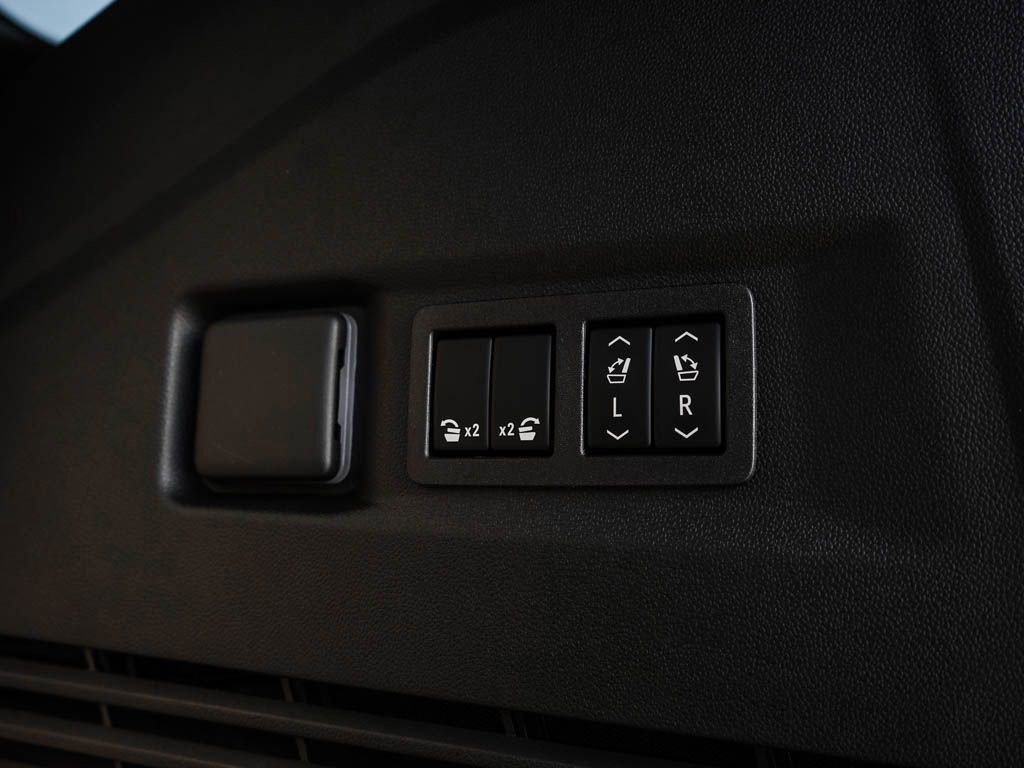 New 2026 GMC Yukon Elevation w/ LPO, Floor Liner Package image 9