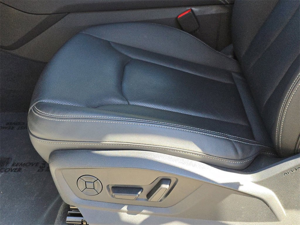 Certified 2025 Audi Q7 3.0T Premium Plus image 18