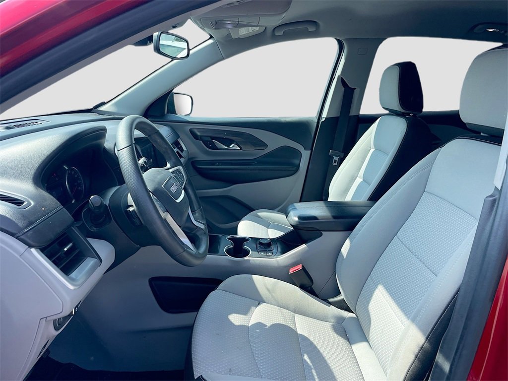 Used 2022 GMC Terrain SLE w/ Driver Convenience Package image 10