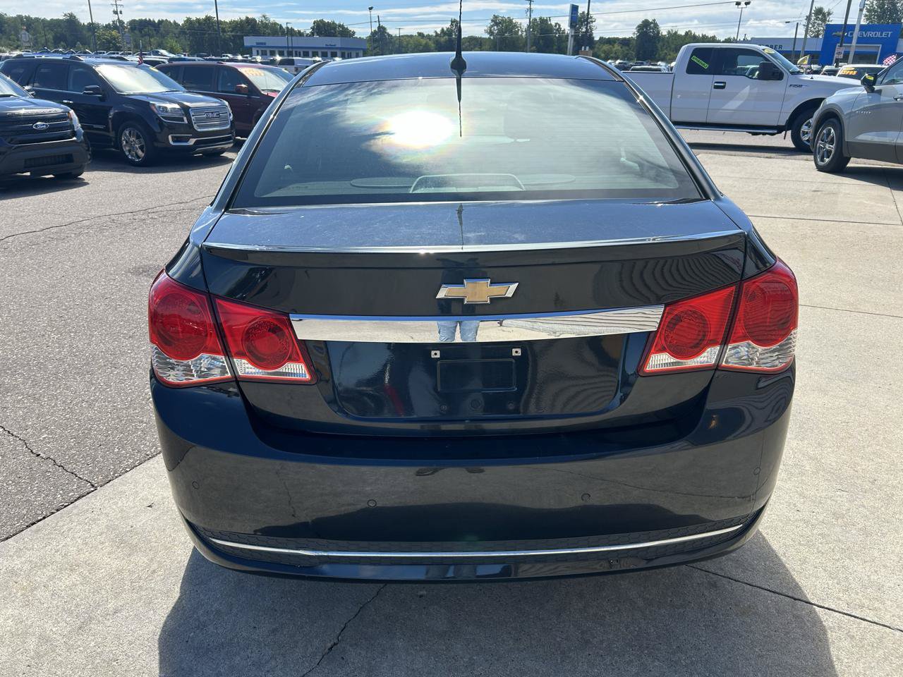 Used 2011 Chevrolet Cruze LT w/ RS Package FWD image 6