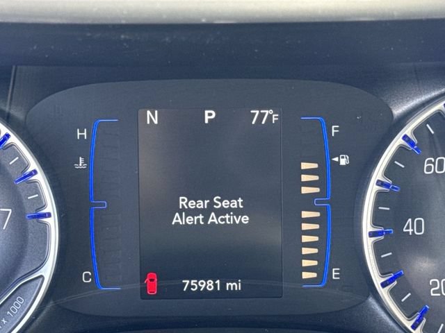 Used 2023 Chrysler Voyager LX FWD image 16