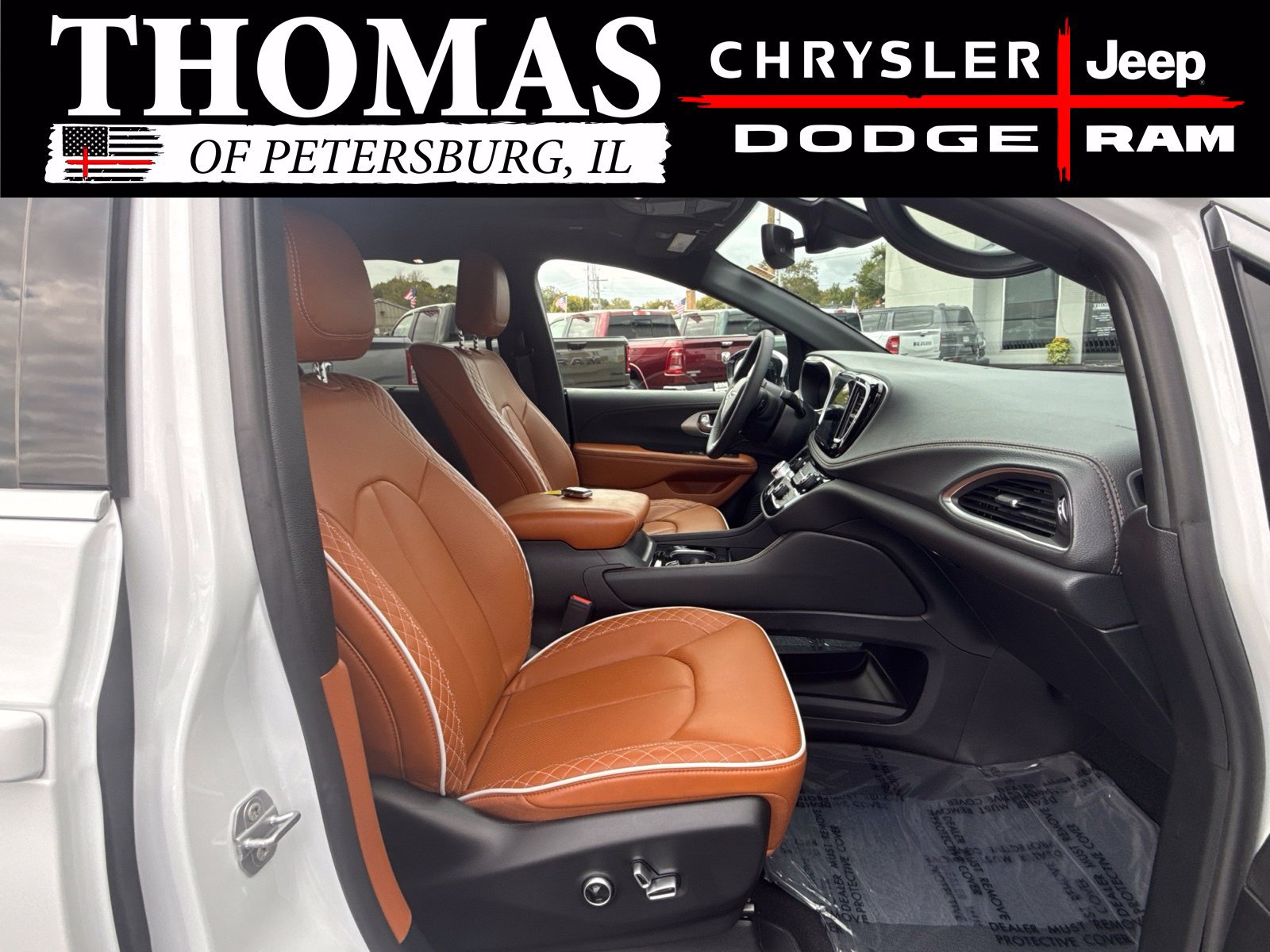 Used 2026 Chrysler Pacifica Pinnacle AWD/4WD image 38