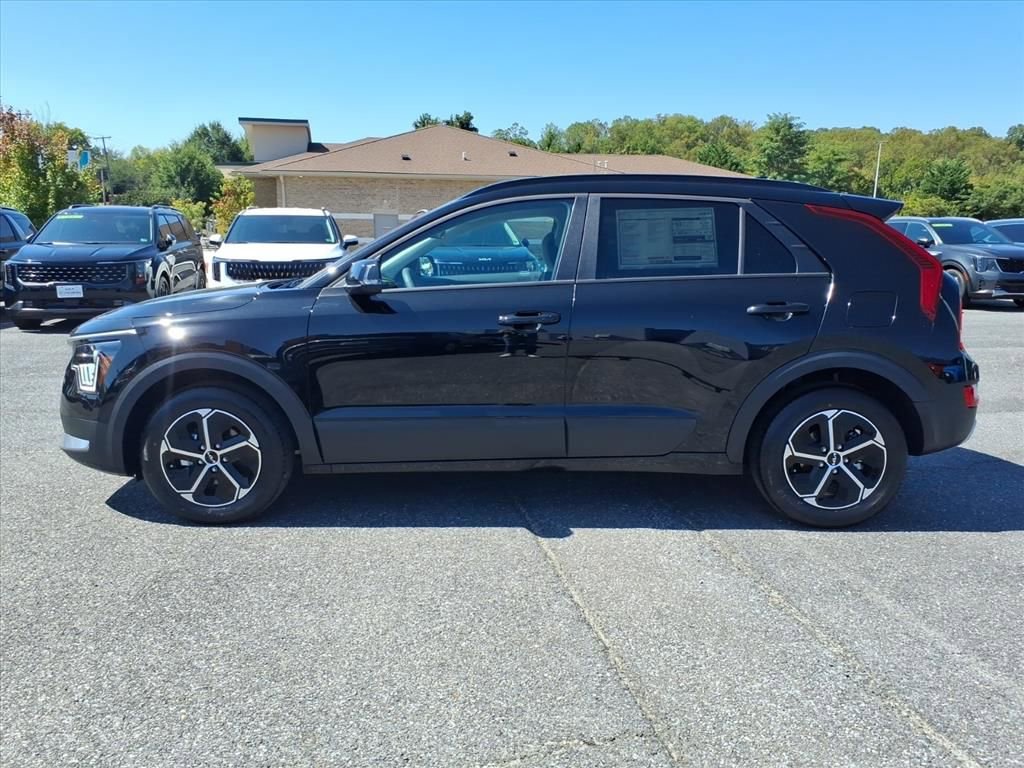 New 2025 Kia Niro EX image 7