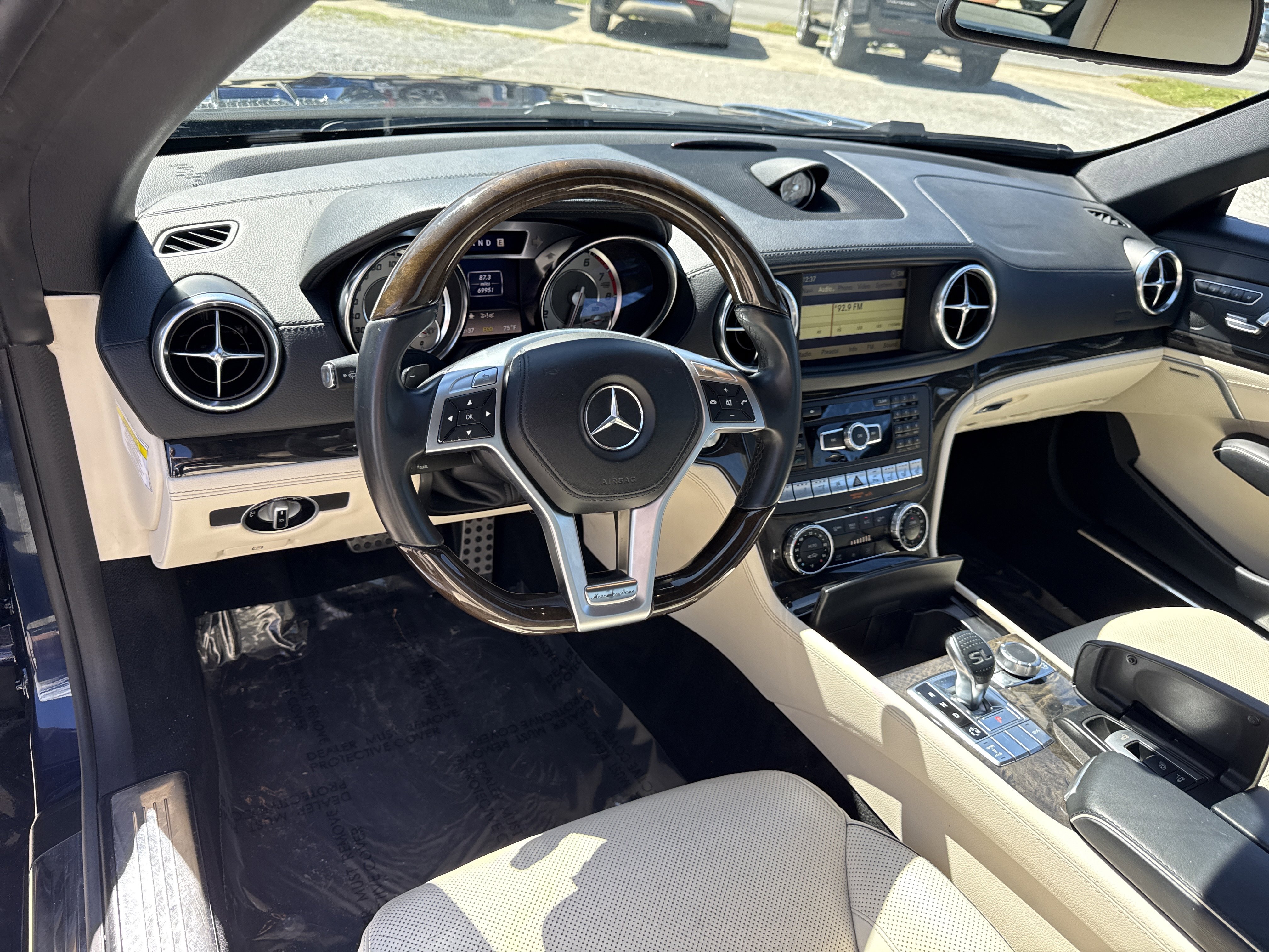 Used 2013 Mercedes-Benz SL 550 image 10