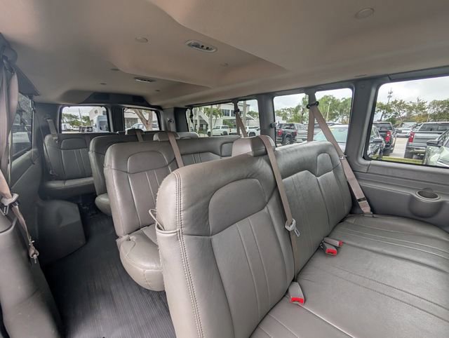 Used 2023 GMC Savana 3500 LS w/ Chrome Appearance Package image 16