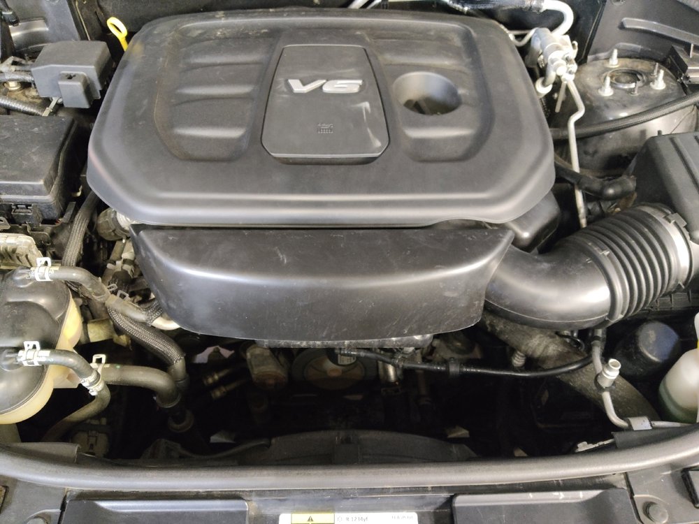 Used 2018 Dodge Durango SXT w/ Quick Order Package 2BB AWD/4WD image 30