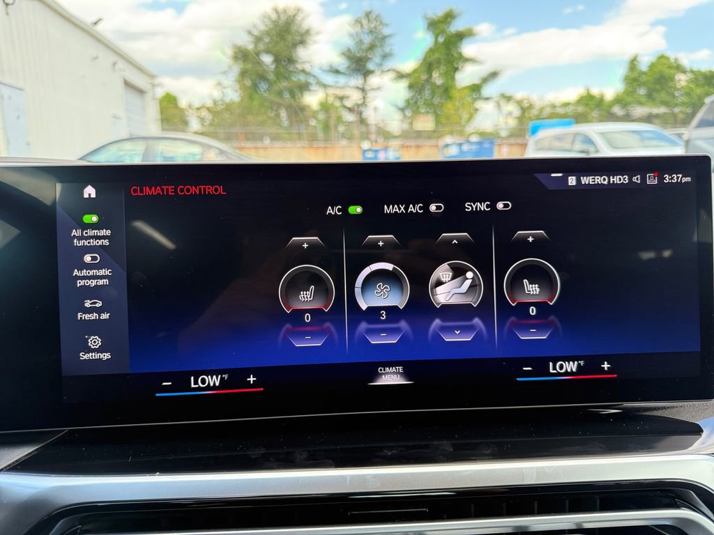 Used 2023 BMW i4 eDrive35 RWD image 17