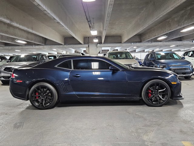 Used 2015 Chevrolet Camaro SS w/ SS Performance Package RWD image 4