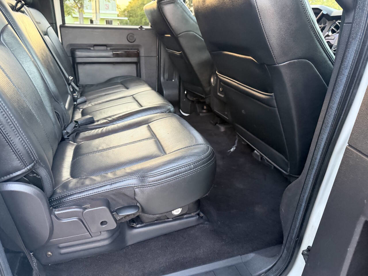 Used 2015 Ford F350 Platinum w/ Platinum Package AWD/4WD image 30