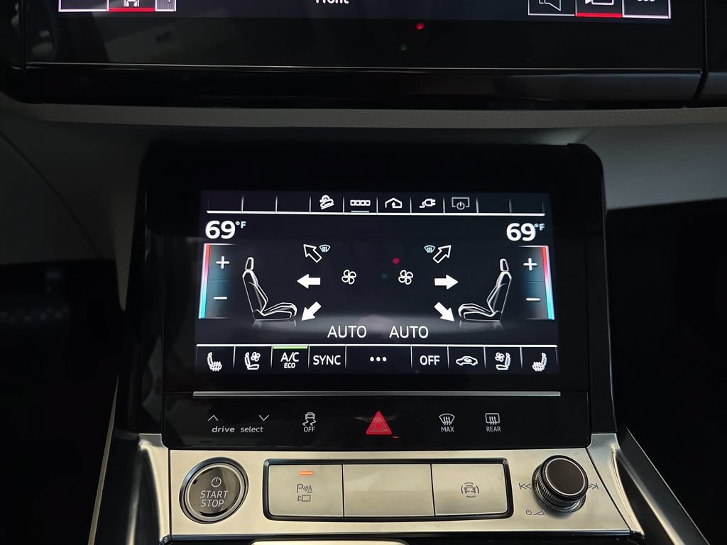 Certified 2024 Audi Q8 e-tron Premium Plus w/ Premium Plus Package AWD/4WD image 26