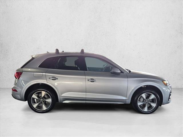 Used 2022 Audi Q5 2.0T Premium Plus w/ Premium Plus Package AWD/4WD image 4