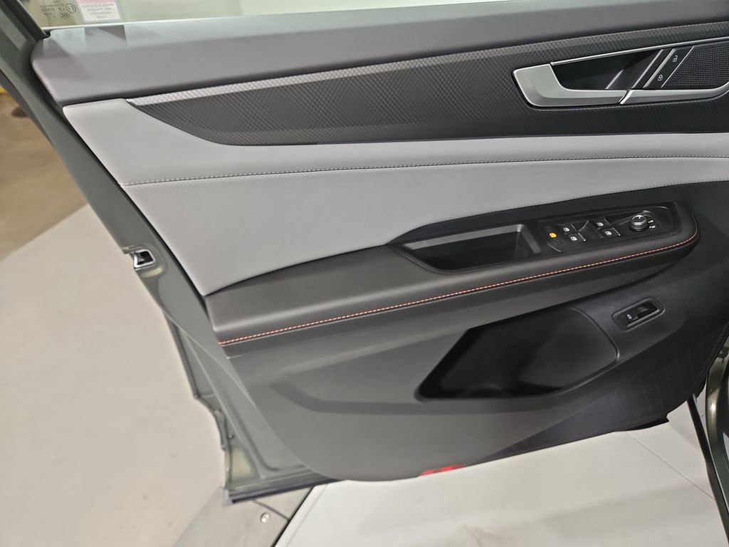 New 2026 Volkswagen Atlas Peak Edition image 20