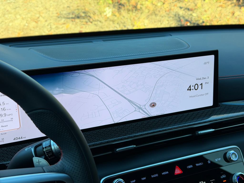 Used 2025 Genesis GV80 3.5T e-SC image 17