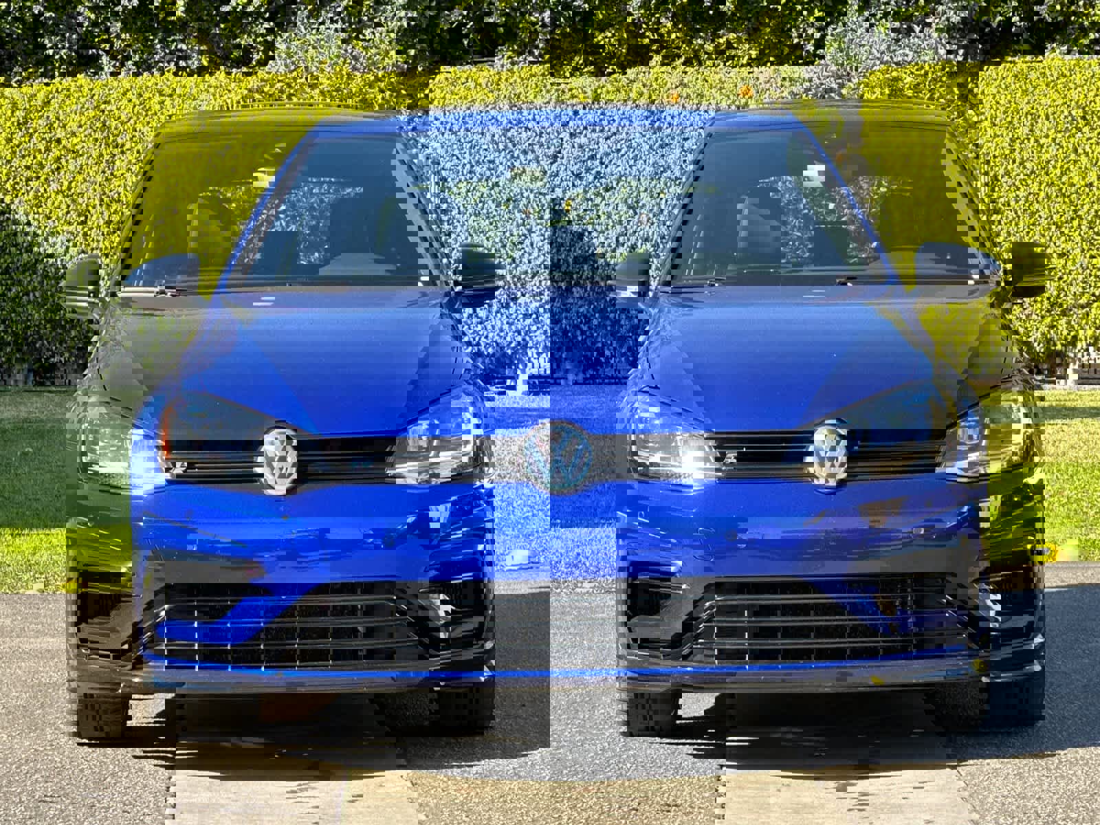 Used 2019 Volkswagen Golf R 4-Door image 11