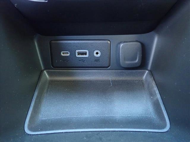 Used 2022 GMC Terrain SLE image 21