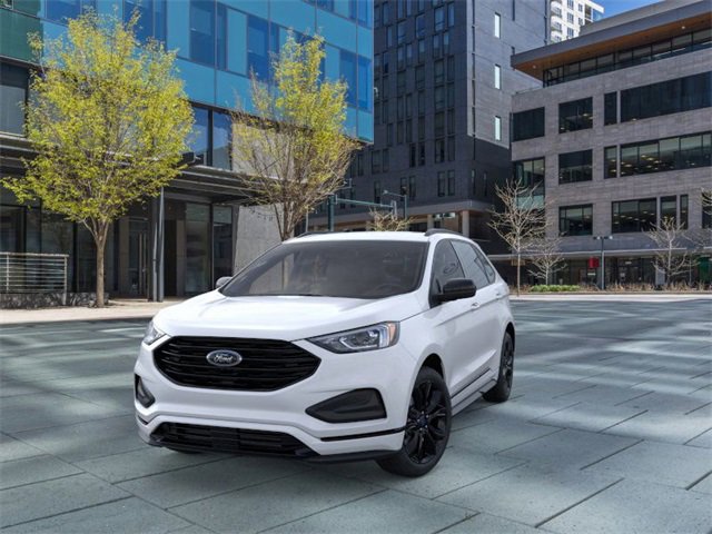 New 2024 Ford Edge SE w/ Black Appearance Package image 2