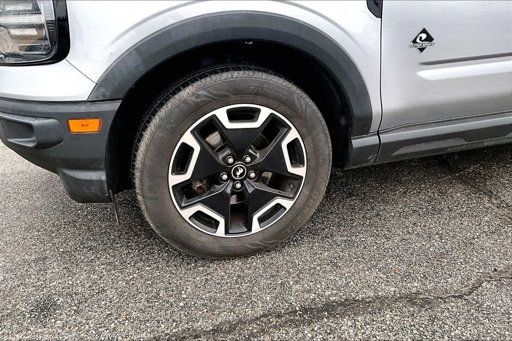 Used 2021 Ford Bronco Sport Outer Banks w/ Outer Banks Package (96D) image 4