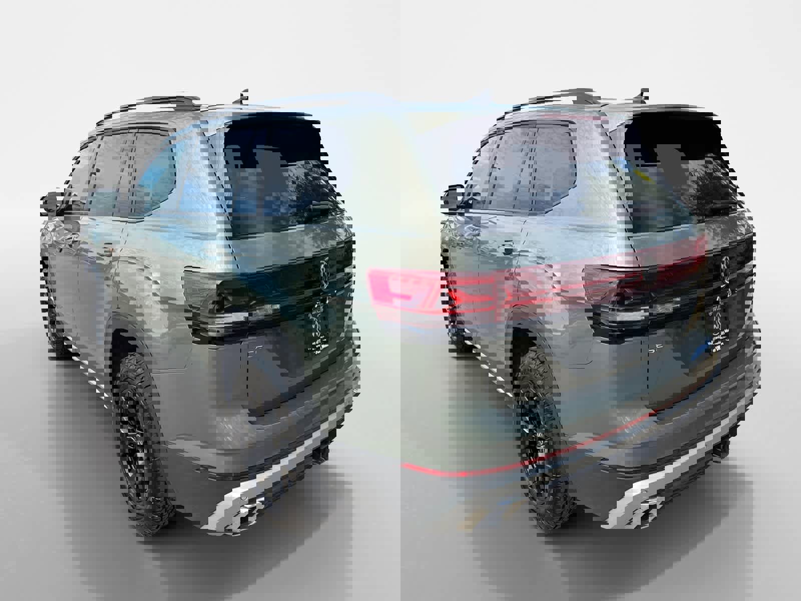 Certified 2024 Volkswagen Atlas Peak Edition SE image 4