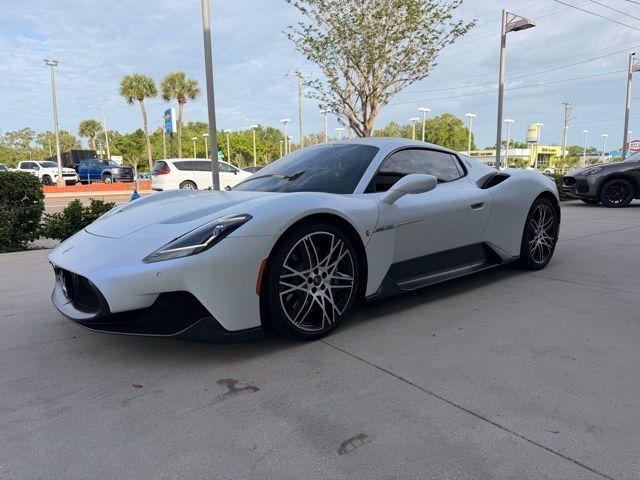 Used 2022 Maserati MC20 Coupe image 2