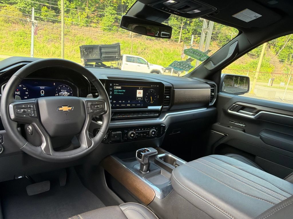 Certified 2026 Chevrolet Silverado 1500 High Country AWD/4WD image 20
