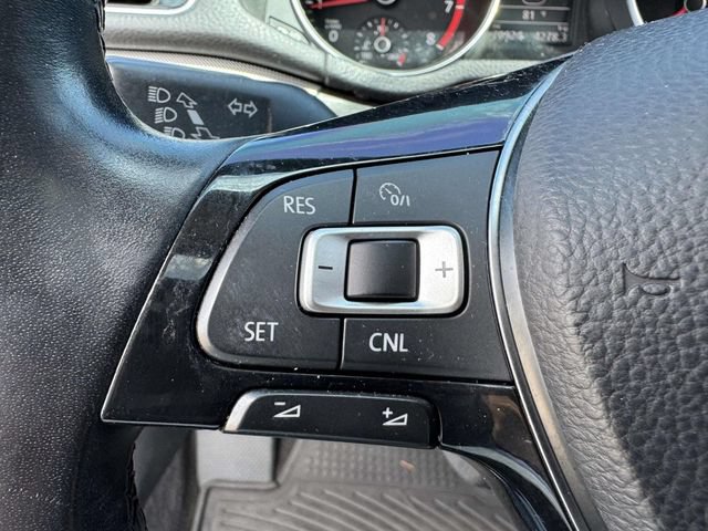 Used 2017 Volkswagen Passat 1.8T SE FWD image 27