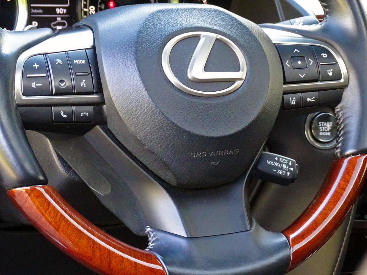 Used 2019 Lexus LX 570 4WD w/ Luxury Package image 21
