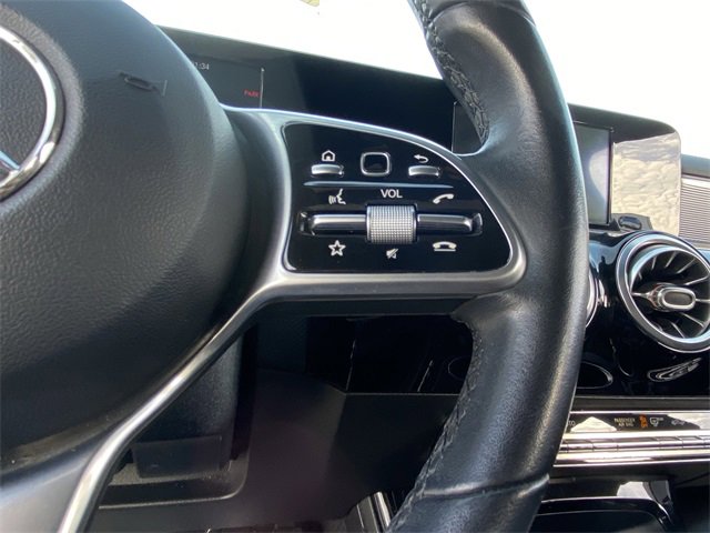 Used 2020 Mercedes-Benz CLA 250 image 9