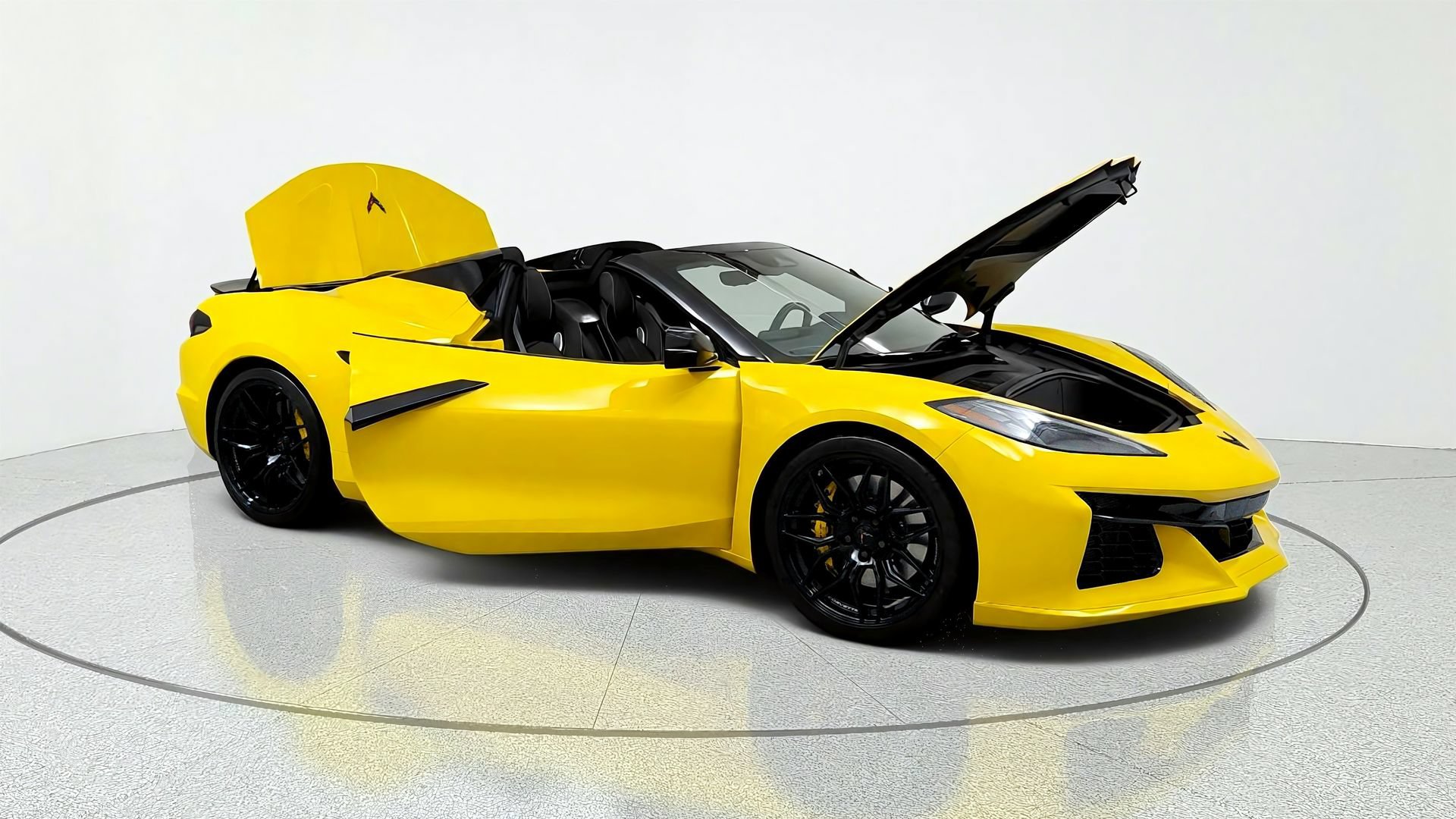 Used 2025 Chevrolet Corvette Z06 w/ Stealth Interior Trim Package RWD image 14