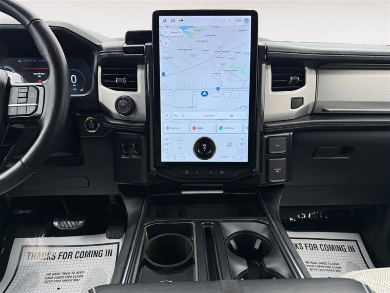 Used 2022 Ford F150 Lightning Platinum image 13