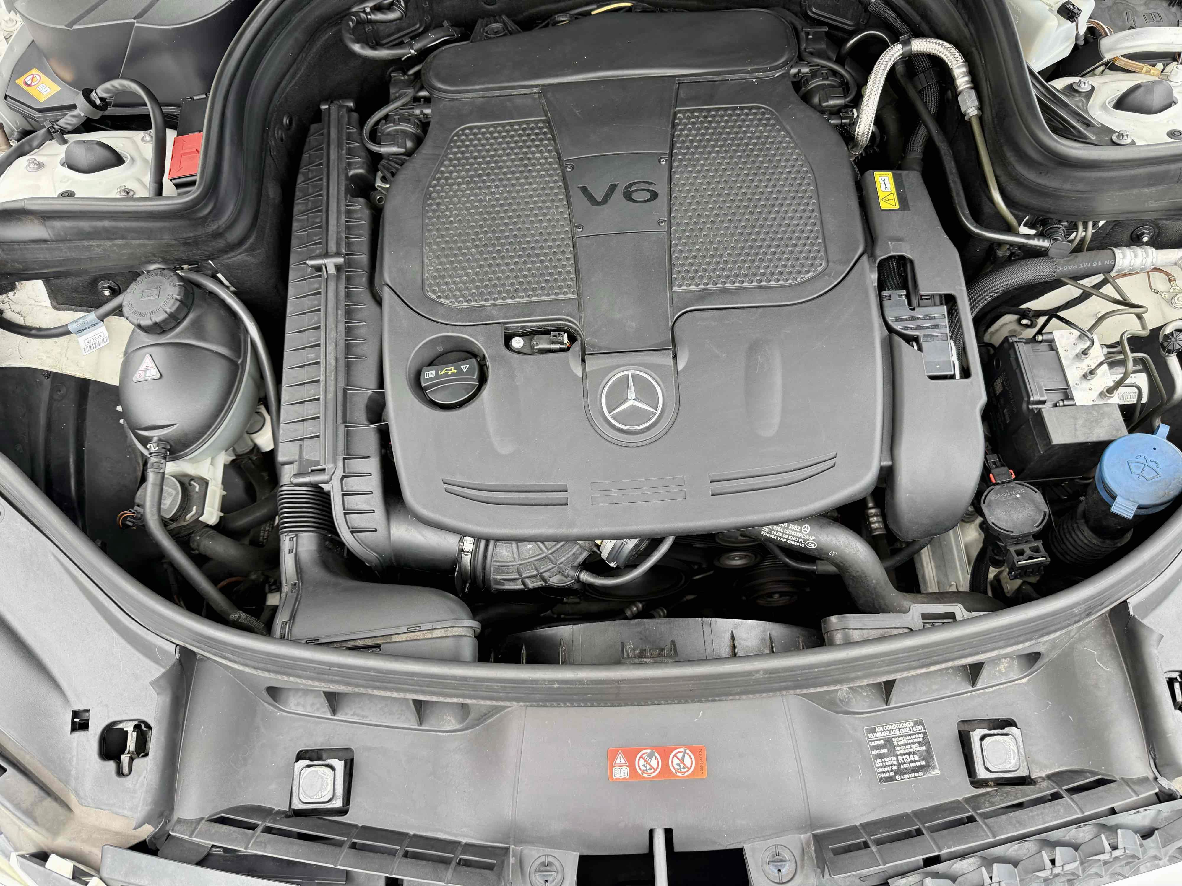 Used 2013 Mercedes-Benz GLK 350 2WD image 28