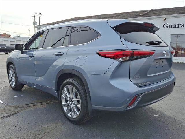 Used 2021 Toyota Highlander Limited AWD/4WD image 22