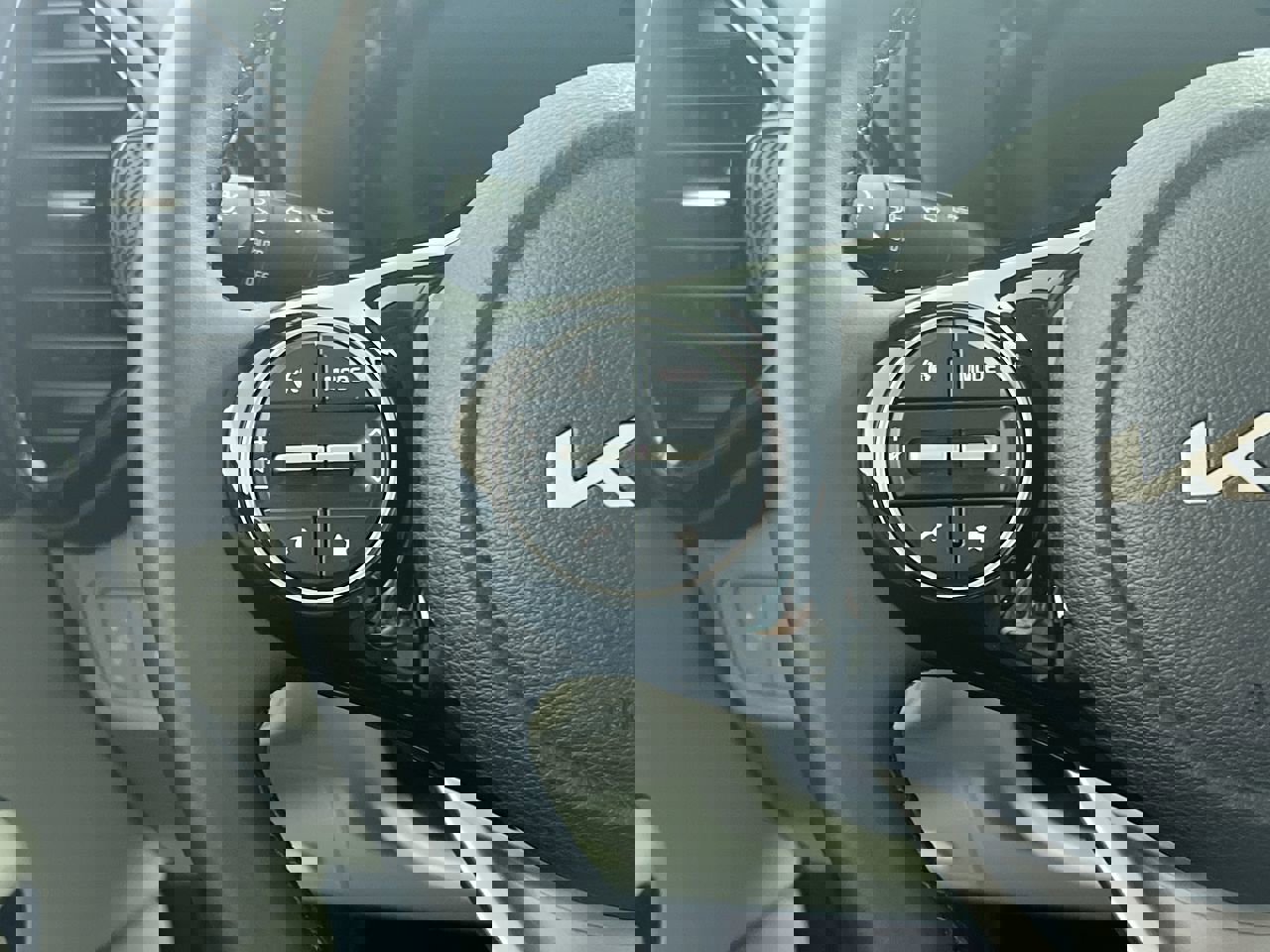 New 2025 Kia Soul EX image 18