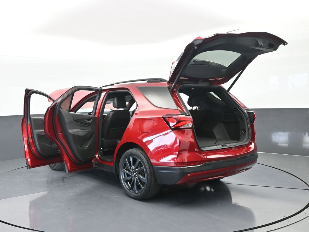 Used 2022 Chevrolet Equinox RS w/ RS Leather Package image 87