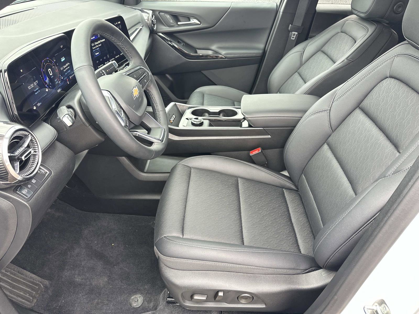 Certified 2026 Chevrolet Equinox LT w/ Convenience Package II image 18