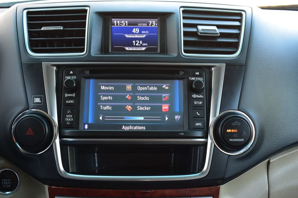 Used 2013 Toyota Highlander Limited AWD/4WD image 40