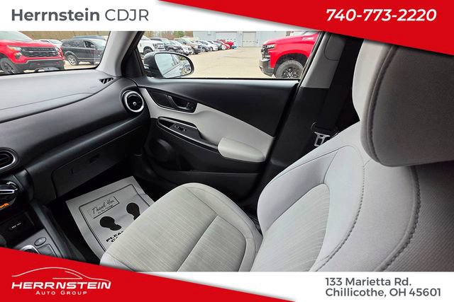Used 2023 Hyundai Kona SEL w/ Cargo Package AWD/4WD image 11