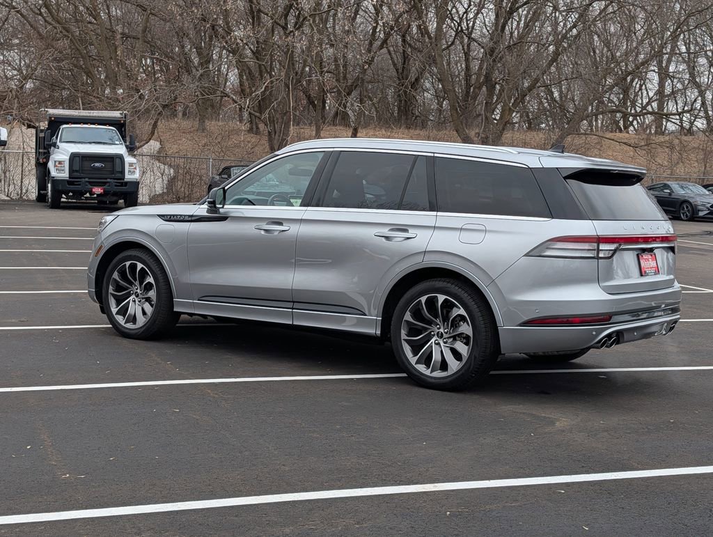 Used 2021 Lincoln Aviator Grand Touring w/ Equipment Group 302A image 7